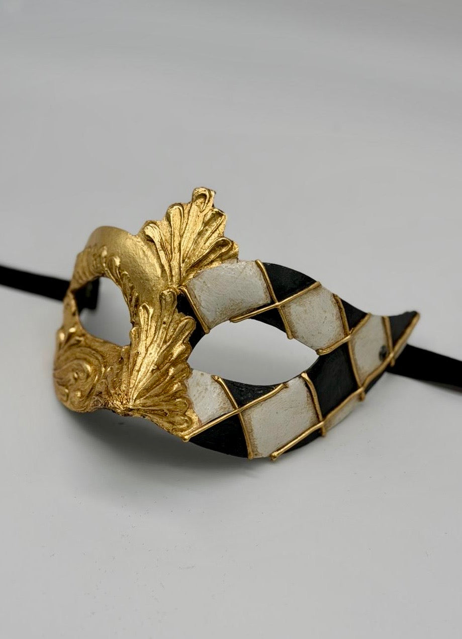 Venetiaans Harlekijn Masker in Goud, Zwart & Wit