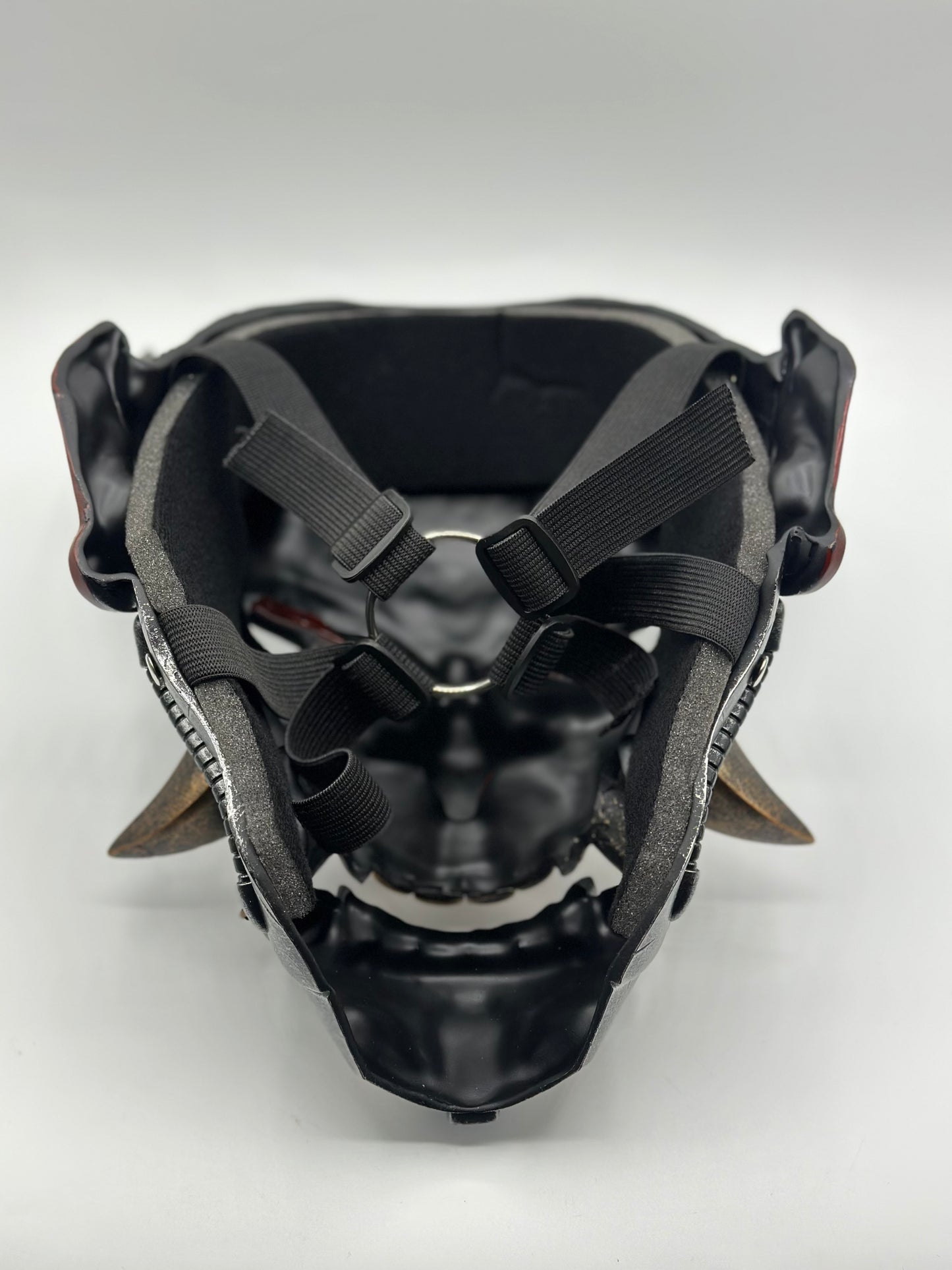 Tragbare japanische Oni-Maske – handgefertigte Dämonenmaske aus Harz im mechanischen Stil – Samurai-Maske