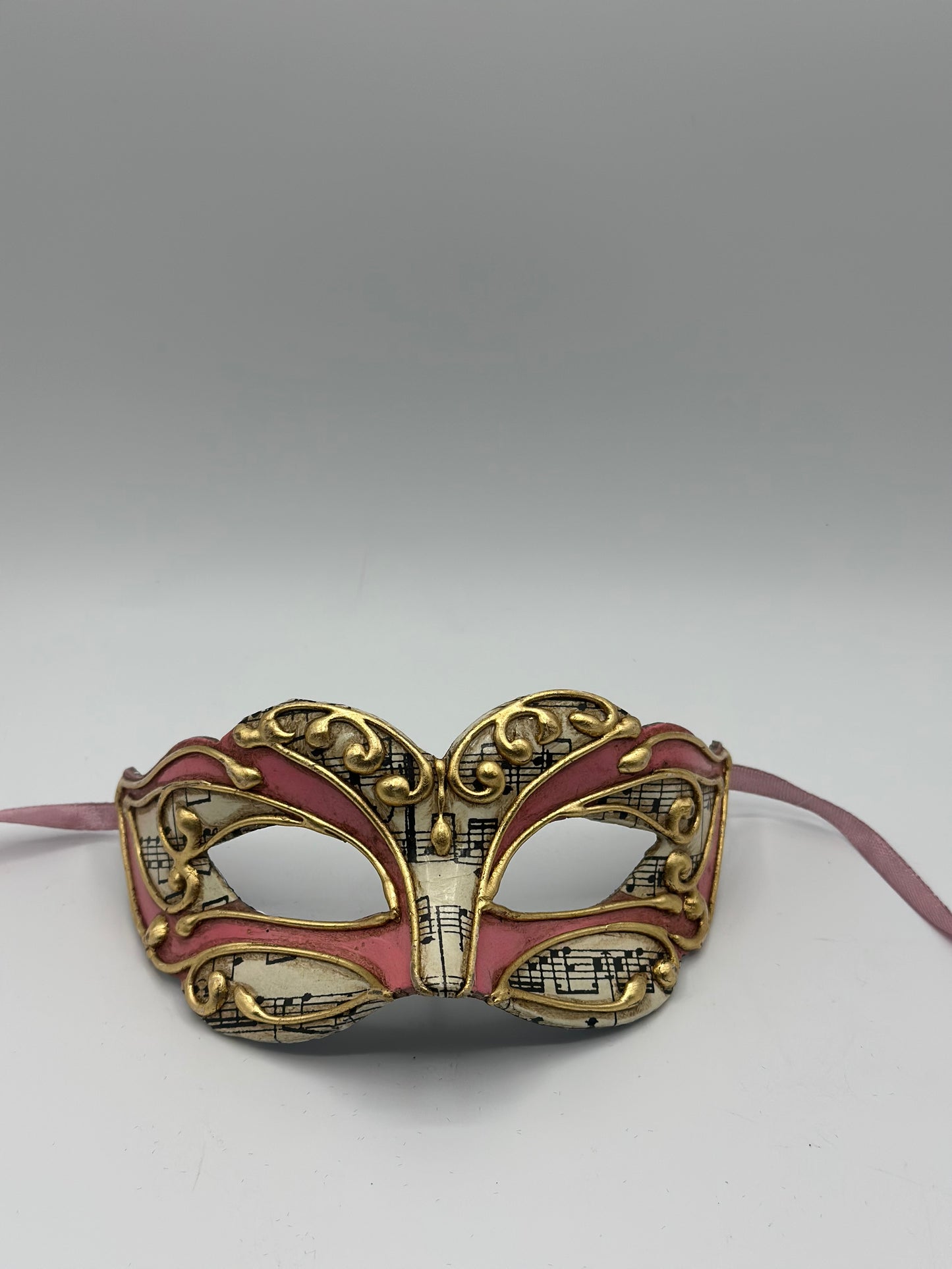 Venezianische Maskenmaske – Rosa mit goldenen Details und Musiknoten