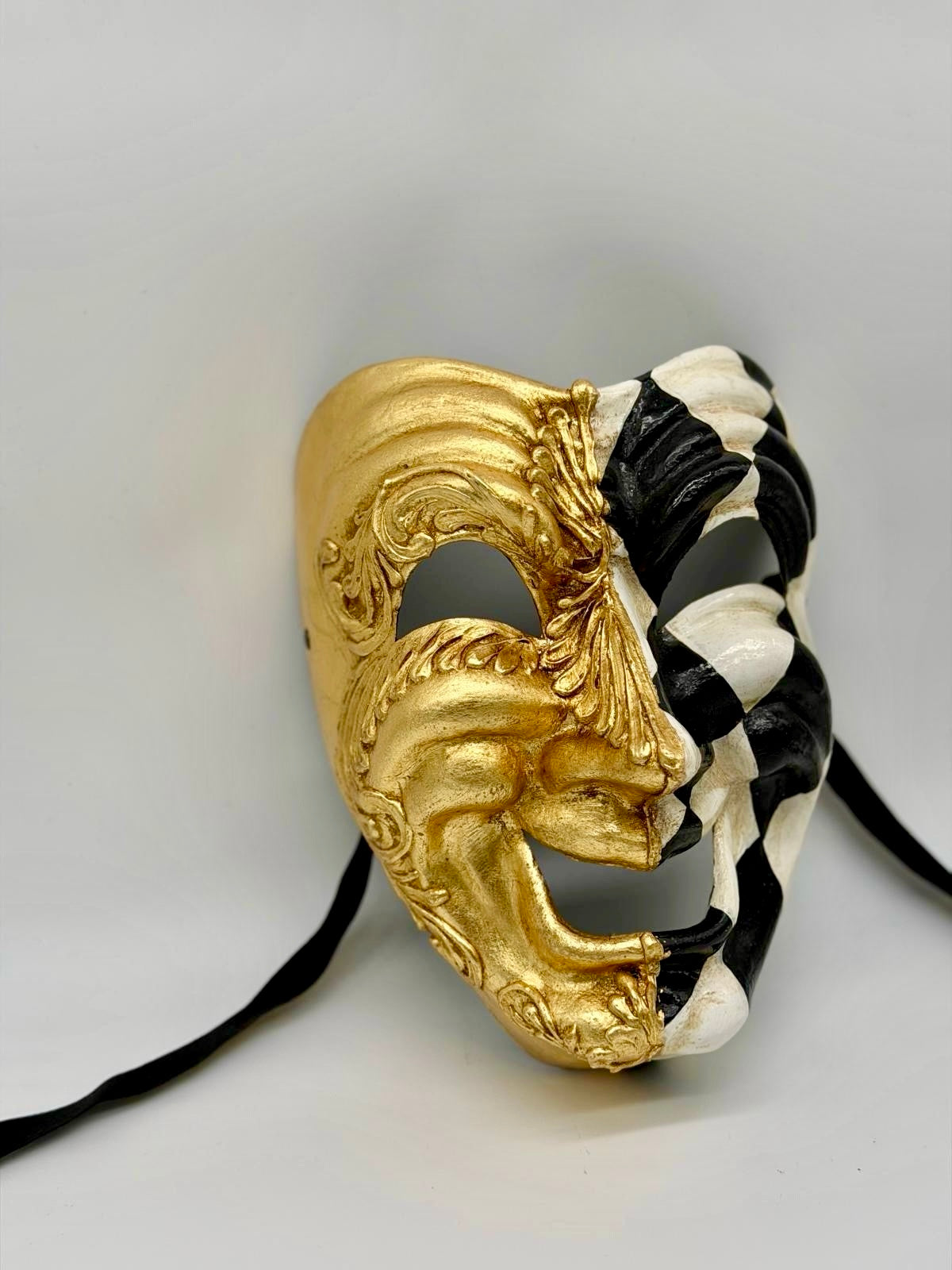 Komediemasker in Goud, Zwart & Wit